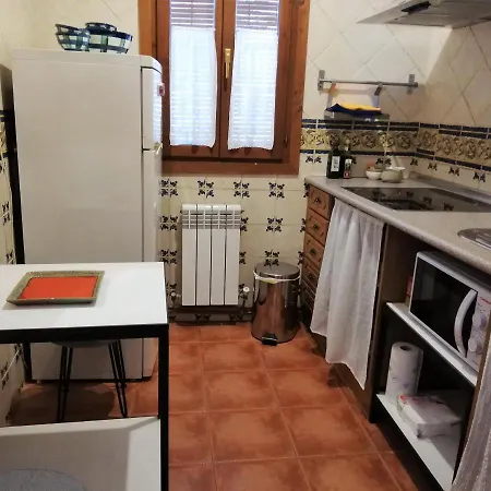 Casa de hóspedes La Solana, Y Alfarería Arenas de San Pedro