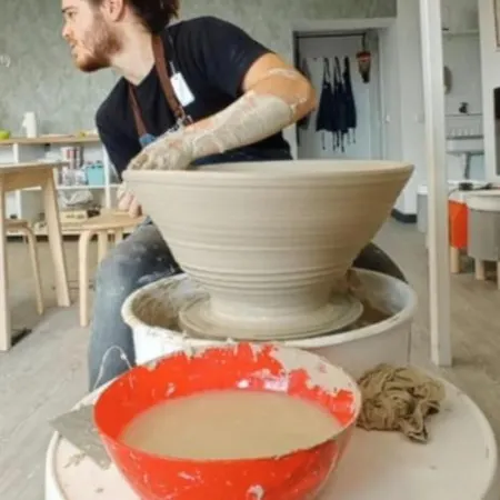 La Solana, Y Alfarería Casa de hóspedes Arenas de San Pedro