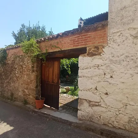 La Solana, Y Alfarería Casa de hóspedes Arenas de San Pedro