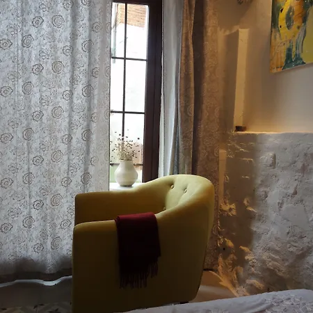 La Solana, Y Alfarería Casa de hóspedes 4*