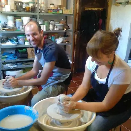 La Solana, Y Alfarería Casa de hóspedes Arenas de San Pedro