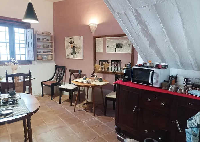 La Solana, Y Alfareria 게스트하우스