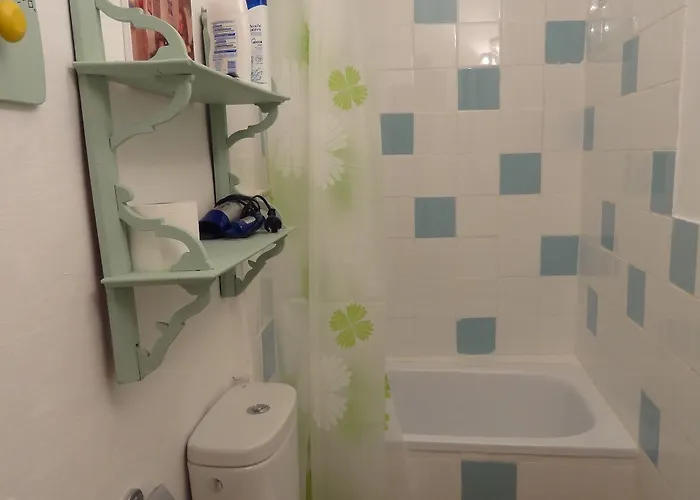 La Solana, Y Alfareria 게스트하우스 아레나스 데 산 페드로