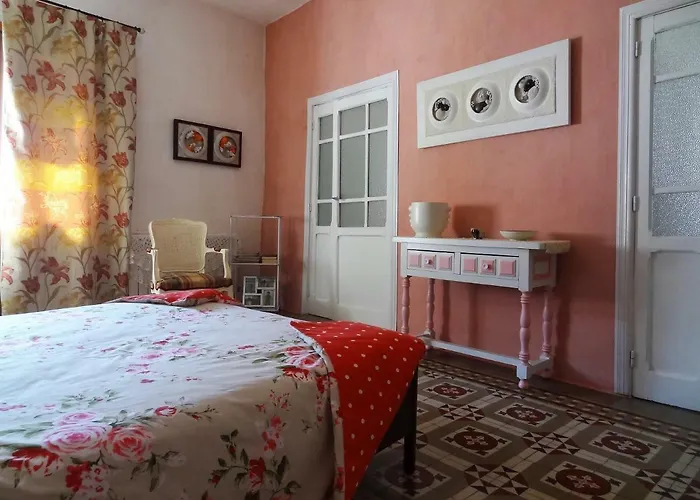 La Solana, Y Alfareria 게스트하우스 4*